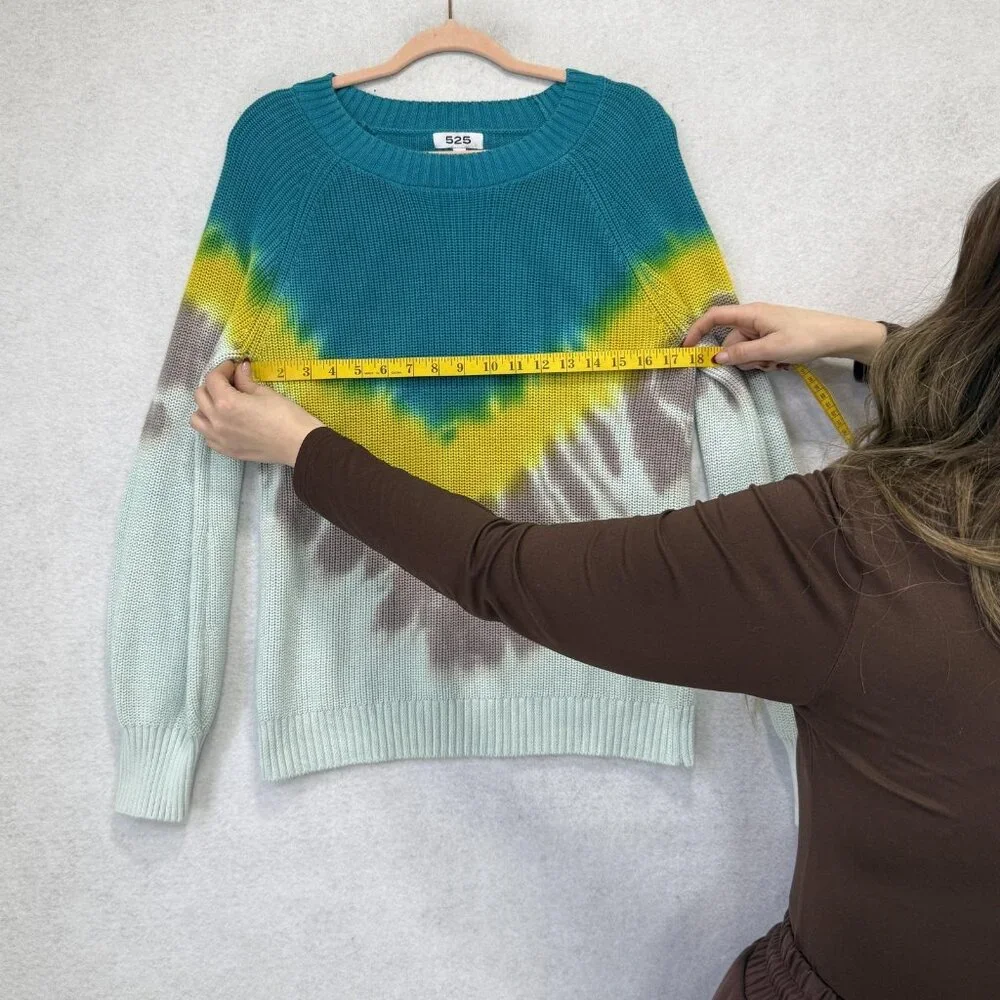 525 Sweater Womens Small Multicolor Tie Dye Chevron Crewneck Knit Pullover - Picture 7 of 9